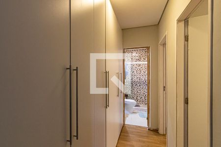 Casa à venda com 480m², 6 quartos e 12 vagasCorredor