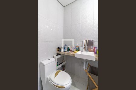 Casa à venda com 480m², 6 quartos e 12 vagasBanheiro do Quarto 1