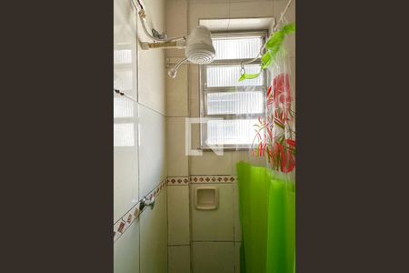 Banheiro de apartamento para alugar com 1 quarto, 30m² em Copacabana, Rio de Janeiro