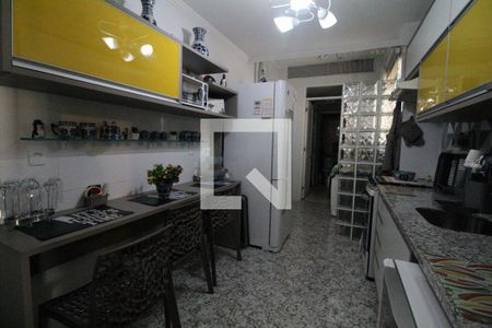 Apartamento à venda com 91m², 3 quartos e 1 vagaCozinha