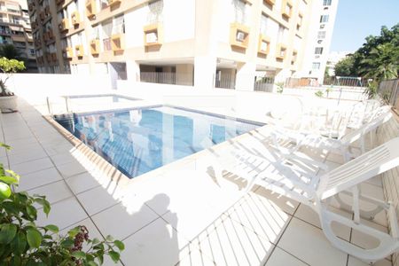 Apartamento à venda com 91m², 3 quartos e 1 vagaÁrea comum - Piscina