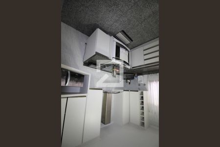 Casa para alugar com 415m², 4 quartos e 6 vagasCozinha