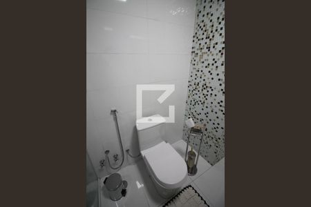 Casa para alugar com 415m², 4 quartos e 6 vagasBanheiro