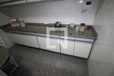 Casa para alugar com 415m², 4 quartos e 6 vagasCozinha