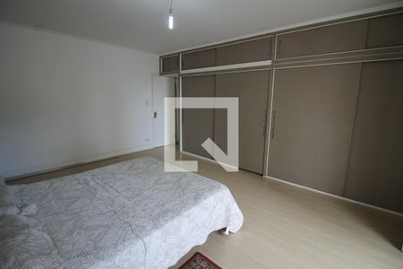 Casa para alugar com 415m², 4 quartos e 6 vagasQuarto 1 - Suíte
