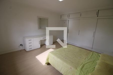 Casa para alugar com 415m², 4 quartos e 6 vagasQuarto 2 