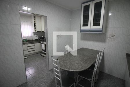 Casa para alugar com 415m², 4 quartos e 6 vagasCozinha