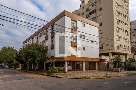 Apartamento à venda com 60m², 2 quartos e 1 vaga Apartamento à venda com 60m², 2 quartos e 1 vagaFachada