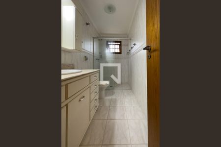 Casa à venda com 340m², 4 quartos e 2 vagasBanheiro Corredor