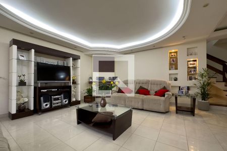 Sala de casa à venda com 4 quartos, 340m² em Nonoai, Porto Alegre