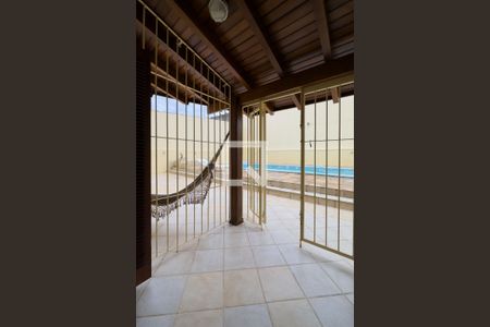 Casa à venda com 340m², 4 quartos e 2 vagasQuintal