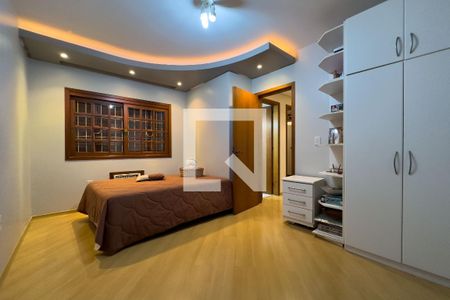 Casa à venda com 340m², 4 quartos e 2 vagasQuarto 2