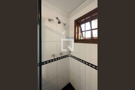 Casa à venda com 340m², 4 quartos e 2 vagasBanheiro da Suíte 2