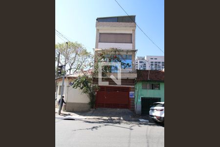 Casa à venda com 217m², 3 quartos e 2 vagasFachada 