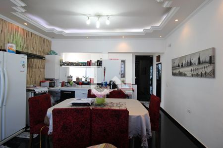 Cozinha  de casa à venda com 3 quartos, 217m² em Bom Retiro, São Paulo