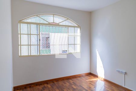 Sala de apartamento para alugar com 3 quartos, 86m² em Cidade Nova, Belo Horizonte