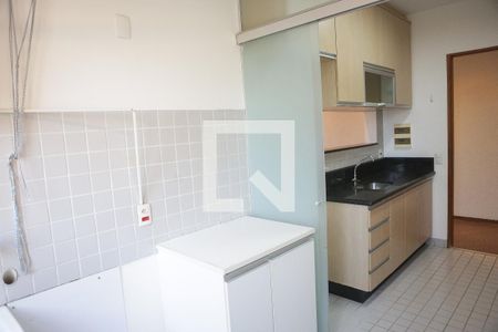 Apartamento para alugar com 79m², 3 quartos e 1 vagaÁrea de Serviço