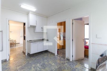 Apartamento à venda com 300m², 4 quartos e 4 vagasLavanderia 