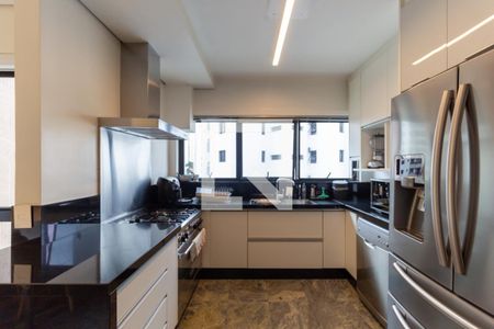 Apartamento à venda com 300m², 4 quartos e 4 vagasCozinha 