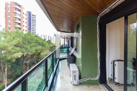 Apartamento à venda com 300m², 4 quartos e 4 vagasvaranda