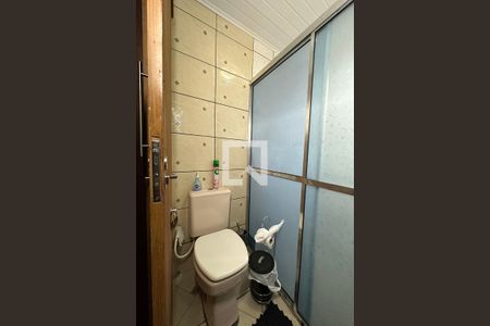 Casa à venda com 180m², 4 quartos e 2 vagasBanheiro