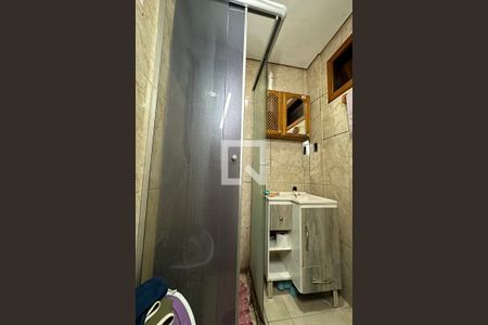 Casa à venda com 180m², 4 quartos e 2 vagasBanheiro Anexo