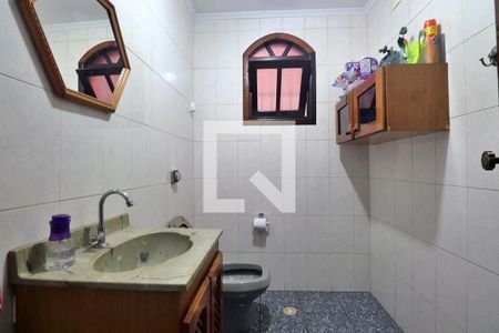 Casa à venda com 199m², 3 quartos e 2 vagasLavabo