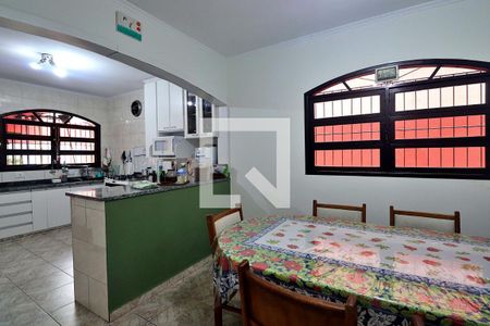 Casa à venda com 199m², 3 quartos e 2 vagasCopa
