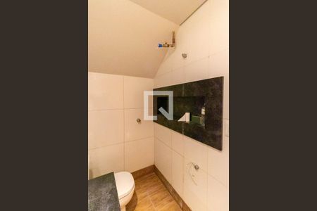 Casa à venda com 220m², 3 quartos e 1 vagaBanheiro