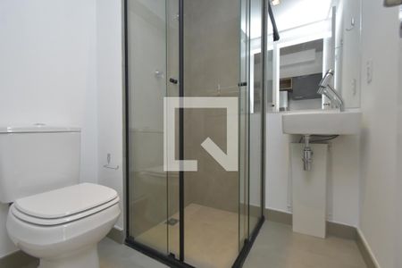 Banheiro de apartamento para alugar com 1 quarto, 18m² em Bela Vista, São Paulo