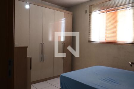 quarto 01 de apartamento à venda com 2 quartos, 44m² em Campina, São Leopoldo