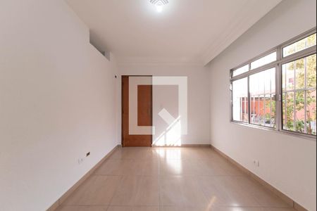 Quarto 1 de casa para alugar com 2 quartos, 43m² em Santa Teresinha, Santo André