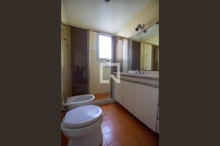 Apartamento à venda com 122m², 3 quartos e 2 vagasBanheiro da Suíte