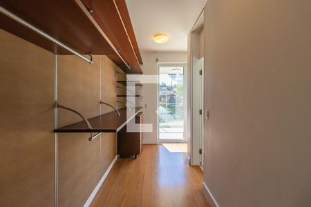 Casa de condomínio à venda com 800m², 4 quartos e 7 vagasSuíte 4