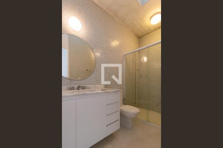 Casa de condomínio à venda com 800m², 4 quartos e 7 vagasBanheiro da Suíte 1