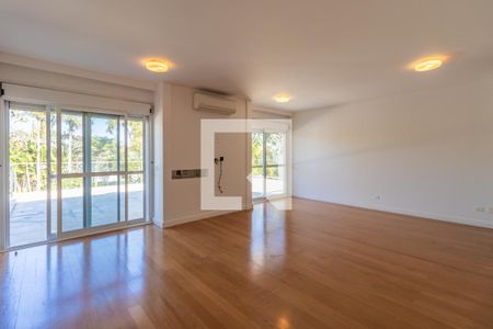 Casa de condomínio à venda com 800m², 4 quartos e 7 vagasSuíte 4