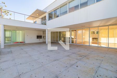 Casa de condomínio à venda com 800m², 4 quartos e 7 vagasÁrea Externa