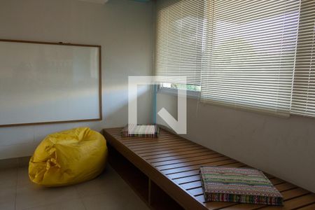 Apartamento para alugar com 74m², 2 quartos e 1 vaga Apartamento para alugar com 74m², 2 quartos e 1 vagaÁrea comum - Sala de Estudo