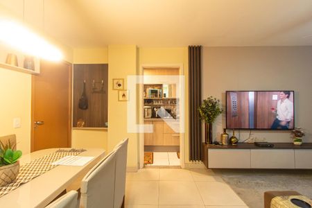 Apartamento para alugar com 74m², 2 quartos e 1 vaga Apartamento para alugar com 74m², 2 quartos e 1 vagaSala