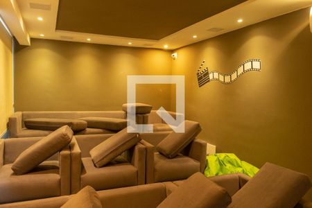 Apartamento para alugar com 74m², 2 quartos e 1 vaga Apartamento para alugar com 74m², 2 quartos e 1 vagaÁrea comum - Cinema