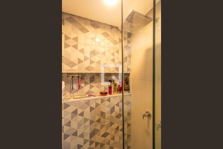 Apartamento para alugar com 74m², 2 quartos e 1 vaga Apartamento para alugar com 74m², 2 quartos e 1 vagaDetalhe do Banheiro da Suíte