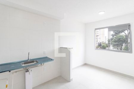 Sala e Cozinha de apartamento para alugar com 2 quartos, 32m² em Cambuci, São Paulo