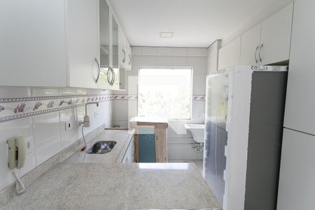 Sala / cozinha /serviço de apartamento à venda com 2 quartos, 57m² em Cidade Intercap, Taboão da Serra