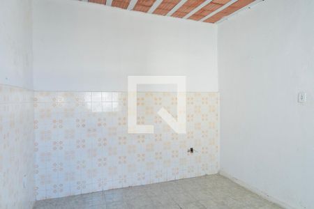 Casa à venda com 180m², 4 quartos e 2 vagas Casa à venda com 180m², 4 quartos e 2 vagasCozinha e Área de Serviço Casa 2