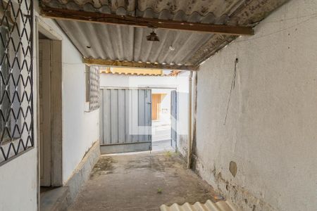 Casa à venda com 180m², 4 quartos e 2 vagas Casa à venda com 180m², 4 quartos e 2 vagasÁrea Externa Casa 3