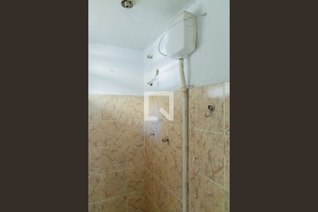 Casa à venda com 180m², 4 quartos e 2 vagas Casa à venda com 180m², 4 quartos e 2 vagasCozinha e Área de Serviço Casa 3