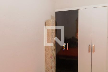 Casa à venda com 180m², 4 quartos e 2 vagas Casa à venda com 180m², 4 quartos e 2 vagasQuarto Casa 1