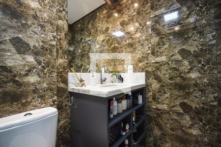 Apartamento à venda com 110m², 3 quartos e 2 vagasBanheiro suíte 1