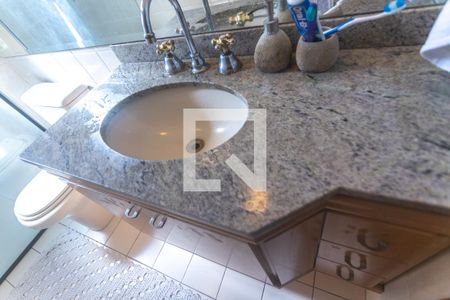 Apartamento para alugar com 130m², 3 quartos e 2 vagasBanheiro social