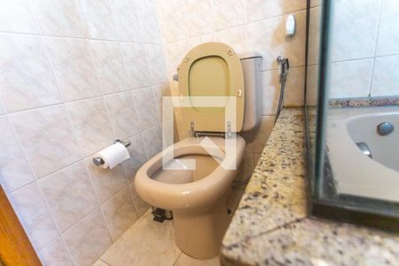 Apartamento para alugar com 130m², 3 quartos e 2 vagasBanheiro suíte 